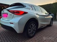 Usata Infiniti Q30 Business Executive 109 CV (80 kW) 2017 Bianco Berlina