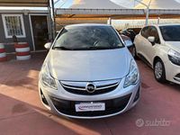 Usata Opel Corsa 75 CV (55 kW) 2011 Grigio Berlina