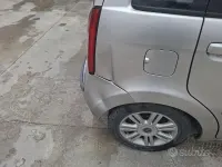 Usata Fiat Idea 95 CV (69 kW) 2004 Grigio Monovolume