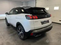 Usata Peugeot 3008 GT-line 131 CV (96 kW) 2021 Bianco SUV