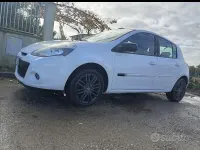 Usata Renault Clio II 75 CV (55 kW) 2011 Bianco Berlina