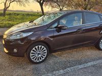 Usata Ford Fiesta Titanium 95 CV (69 kW) 2010 Rosso Utilitaria