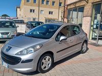 Usata Peugeot 207 68 CV (50 kW) 2006 Argento Berlina