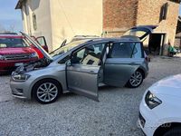 Usata VW Golf Sportsvan Executive 110 CV (80 kW) 2015 Grigio Monovolume