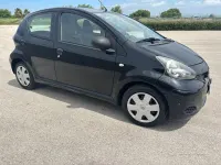 Usata Toyota Aygo Connect Style 68 CV (50 kW) 2011 Nero Utilitaria