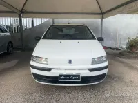 Usata Fiat Punto 60 CV (44 kW) 2002 Bianco Utilitaria