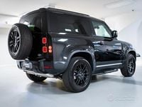 Gebraucht Land Rover Defender Dynamic 200 PS (147 kW) 2021 Schwarz SUV