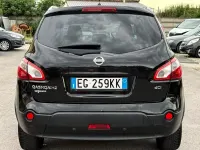 Usata Nissan Qashqai +2 Tekna 150 CV (110 kW) 2011 Nero SUV