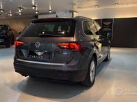 Usata VW Tiguan Business 150 CV (110 kW) 2017 Grigio SUV