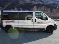 Usata Renault Trafic 135 CV (99 kW) 2006 Grigio Monovolume