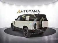 Nuova Land Rover Defender 200 CV (147 kW) 2026 SUV