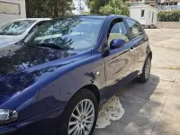 Usata Alfa Romeo 147 116 CV (85 kW) 2003 Bluazzurro Utilitaria
