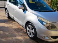 Usata Renault Scenic E-Tech XMOD 110 CV (80 kW) 2011 Grigio Monovolume
