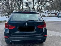Begagnad BMW X1 2013 Svart SUV