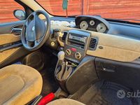 Usata Lancia Ypsilon 2004 Utilitaria