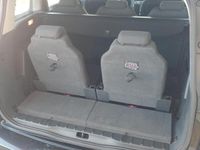 Usata Peugeot 5008 Premium 120 CV (88 kW) 2015 Nero Monovolume