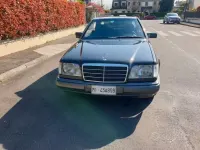 Usata Mercedes E200 193 CV (141 kW) 1994 Nero Coupé