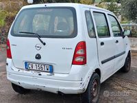 Usata Opel Agila Club 69 CV (50 kW) 2005 Bianco Monovolume