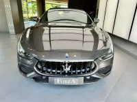 Usata Maserati Ghibli 581 CV (427 kW) 2021 Grigio maratea Berlina
