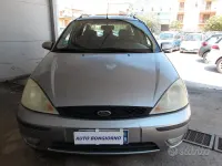 Usata Ford Focus 101 CV (74 kW) 2003 Grigio Station wagon