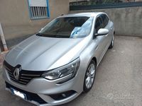 Usata Renault Mégane IV 110 CV (80 kW) 2017 Grigio Berlina