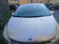 Usata Peugeot 208 68 CV (50 kW) 2013 Marrone Utilitaria
