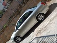 Usata Toyota Avensis 116 CV (85 kW) 2005 Grigio Berlina