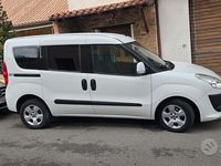 Usata Fiat Doblò 105 CV (77 kW) 2012 Bianco Monovolume