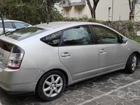 Usata Toyota Prius 113 CV (83 kW) 2004 Grigio Utilitaria