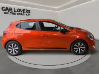 Usata Renault Clio Equilibre 101 CV (74 kW) 2023 Arancione Utilitaria
