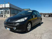 Usata Peugeot 207 68 CV (50 kW) 2008 Nero Berlina