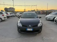 Gebraucht Renault Clio II Dynamique 85 PS (62 kW) 2008 Schwarz Limousine