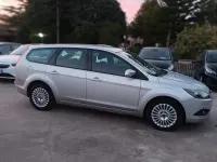 Usata Ford Focus 90 CV (66 kW) 2009 Grigio Station wagon