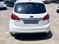 Usata Kia Venga 90 CV (66 kW) 2015 Bianco Utilitaria