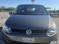 Usata VW Polo Trendline 75 CV (55 kW) 2016 Grigio Berlina