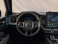 Nuova Volvo XC60 Core 250 CV (183 kW) 2025 Grigio SUV