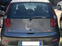 Usata Fiat Punto 69 CV (50 kW) 2005 Grigio Utilitaria