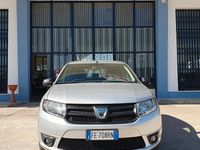 Usata Dacia Sandero Ambiance 75 CV (55 kW) 2016 Argento Utilitaria