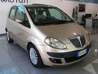 Usata Lancia Musa 100 CV (73 kW) 2005 Oro Monovolume
