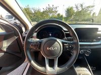 Usata Kia Stonic Style 84 CV (61 kW) 2023 Bianco SUV