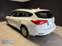 Usata Ford Focus 95 CV (69 kW) 2019 Bianco pastello Station wagon