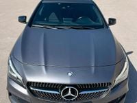 Usata Mercedes CLA220 Premium 176 CV (129 kW) 2018 Grigio Berlina