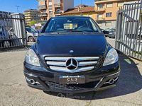 Usata Mercedes B200 Premium 140 CV (102 kW) 2010 Nero Monovolume