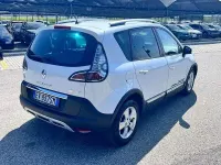 Usata Renault Scénic XMOD 110 CV (80 kW) 2014 Bianco Monovolume