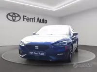 Usata Seat Leon FR 150 CV (110 kW) 2021 Blu Berlina