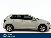 Usata VW Polo Life 95 CV (69 kW) 2023 Grigio / pastello Utilitaria