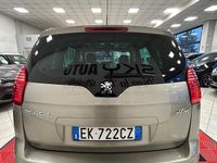 Usata Peugeot 5008 Allure 150 CV (110 kW) 2011 Beige Monovolume