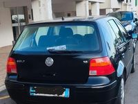 Usata VW Golf IV 105 CV (77 kW) 2000 Nero Utilitaria