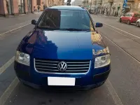 Usata VW Passat 102 CV (75 kW) 2002 Blu Station wagon