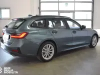 Usata BMW 320 Advantage 190 CV (139 kW) 2021 Blu Station wagon